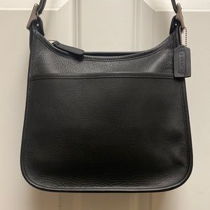 Coach 09966 Vintage Shoulder Bag